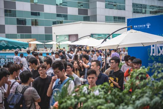 更加艰难 更加艰难