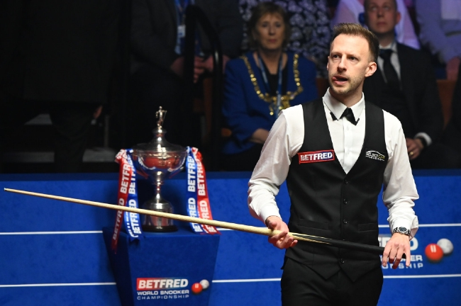 一杯香槟 一杯香槟