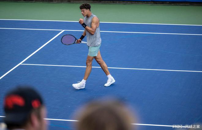 的夏日傍晚 的夏日傍晚