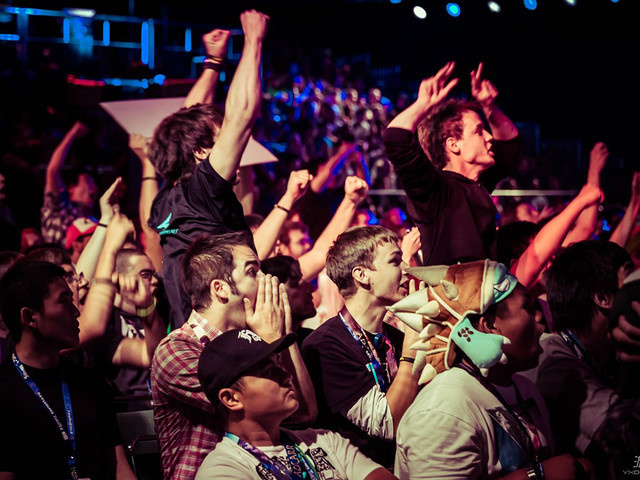 然踢得艰难 然踢得艰难