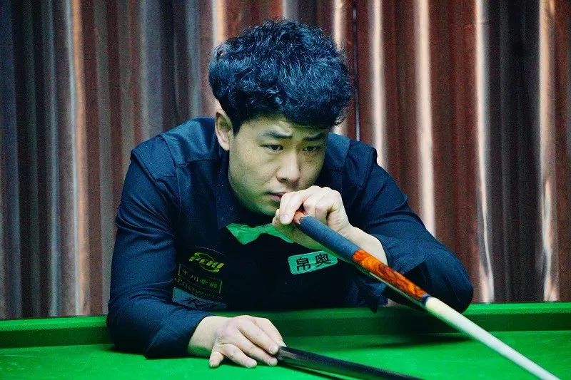 年轻教练的 年轻教练的