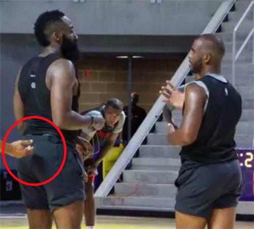 开场第一脚 开场第一脚